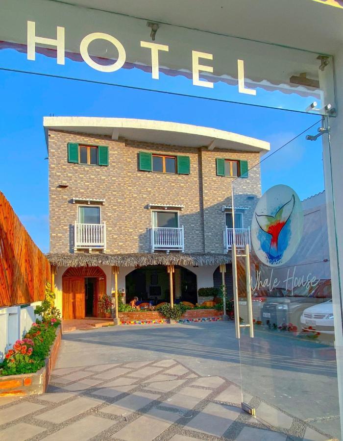 Whale House Hotel Puerto López エクステリア 写真