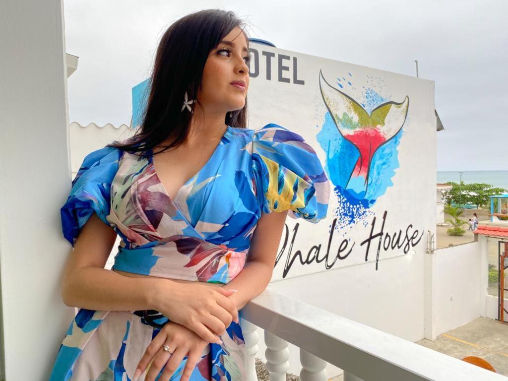 Whale House Hotel Puerto López エクステリア 写真